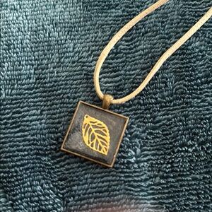 Gold Leaf Pendant Necklace